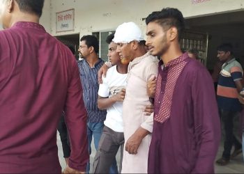 চুয়াডাঙ্গায় মসজিদ কমিটি নিয়ে মারামারি, বৃদ্ধসহ আহত ২