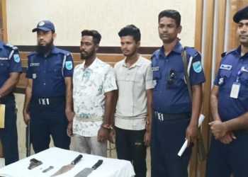 নরসিংদীতে ডাকাতির প্রস্তুতিকালে বিদেশি পিস্তলসহ ২ ডাকাত গ্রেপ্তার