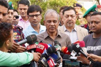 অপরাধ দমনে বাহিনীর কারো গাফিলতি পেলে কঠোর ব্যবস্থা: স্বরাষ্ট্র উপদেষ্টা