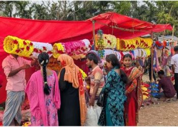 নাটোরে গুরুদাসপুরে ঐতিহ্যবাহী বৌ মেলা অনুষ্ঠিত