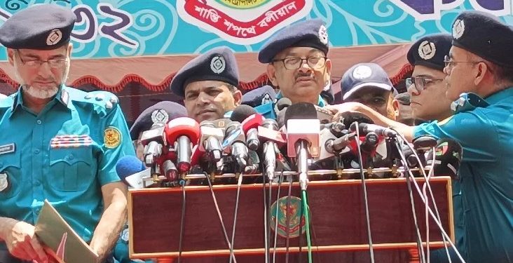 মোটিফে আগুন দেওয়া দুর্বৃত্ত শনাক্ত, শোভাযাত্রার আগেই সুসংবাদ: ডিএমপি কমিশনার